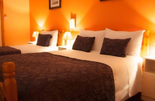 Westport Casa | McCarthy's Lodge B&B