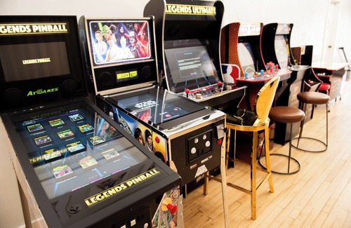 Pocatello Casa | McKinley Mansion Half Building, sleeps 35, Gym, Arcade Room