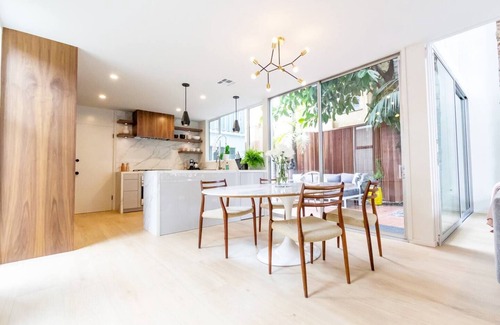 Harbor Casa | MCM modern architectural gem four houses from the bay in Naples, Long Beach.