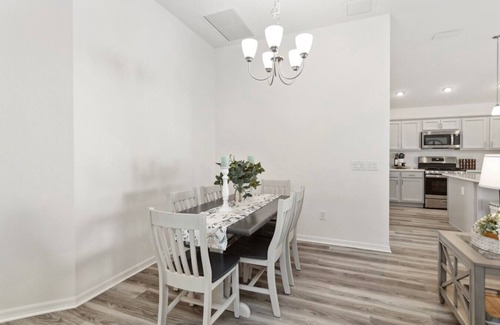 Sumter County Casa | McMurtrie Designer Retreat (Moultrie Creek)
