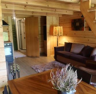 Latgale Casa | Meža namiņš pie upes