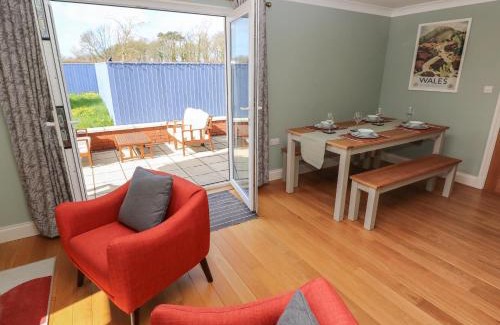 Haverfordwest Casa | Meadow Croft