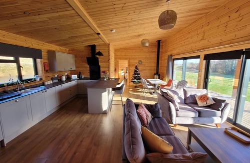 Burstall Cabaña | Meadow Valley Lodges - Lodge 3 with hot tub