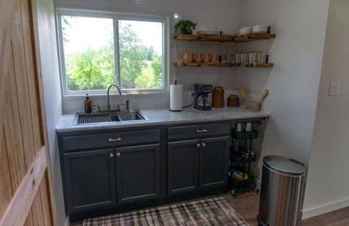 Marshall Casa | Meadow View Tiny Home Style Cabin near the Buffalo River. Pet Friendly