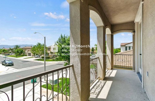 Eastvale Casa | Meadowbrook Retreat #40809