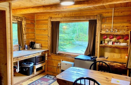 Talkeetna Casa | Meandering Moose Lodging