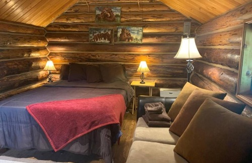 Talkeetna Casa | Meandering Moose Lodging