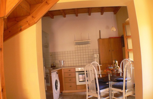 Rhodes Old Town Casa | Casa de la ciudad medieval, jardín-barbacoa y terraza, conexión Wi-Fi gratuita, todo a poca distancia