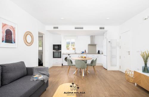 Pedregalejo Apartamento | Mediterranea Beach Pedregalejo, by AlohaMálaga