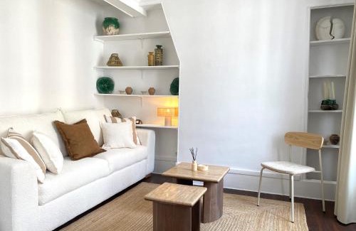 Montmartre Apartamento | Mediterranean Feel, Parisian Soul - Stay in Montmartre