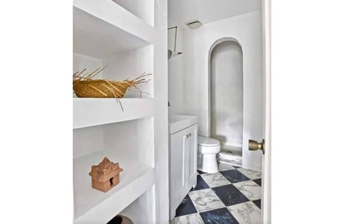 Countryside Casa | Mediterranean Getaway - Single Family Home