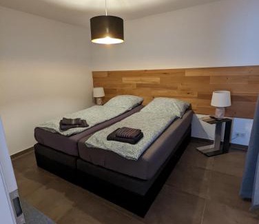 Azmannsdorf Apartamento | Meet and Greet am Radfernweg E-Bike Verleih modern 2