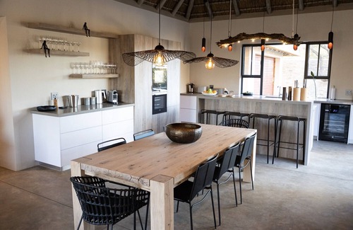 Hoedspruit Villa | Meet Villa Safari: a 5-star exclusive villa