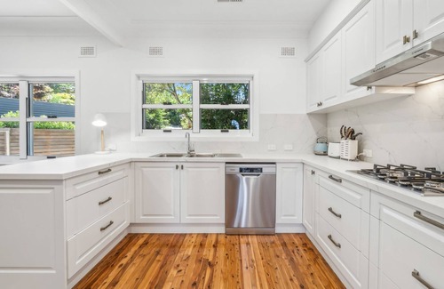 Katoomba Casa | Megalong Views in Katoomba