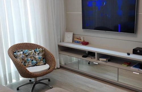 Andorinha Apartamento | Meia Praia Apto Fino Acabamento 3 suítes e 2 garagens