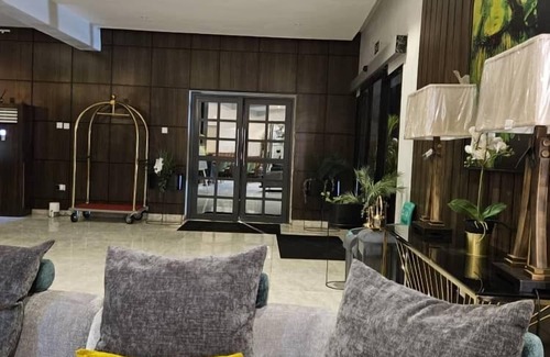 Lekki Phase 1 Hotel | Melbrooke Park Hotel