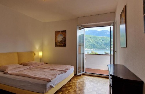 Melide Apartamento | Melide Apartments Lake Lugano close to SwissMiniatur