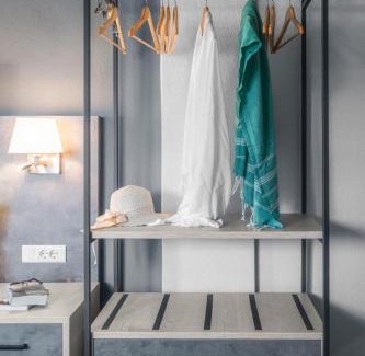 Neos Marmaras Hotel | Meliton Inn Hotel & Suites by the beach