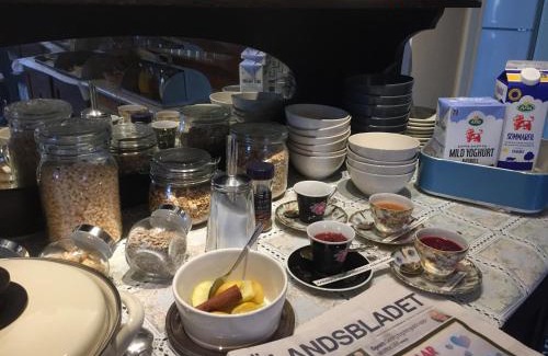 Storlinge Cama Y Desayuno | Mellangården i Äpplerum