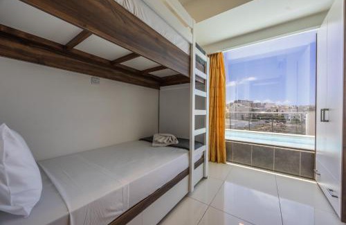 Mellieħa Heights Apartamento | Mellieha Penthouse With Pool And View By Homely