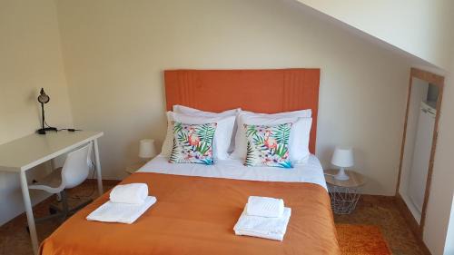 Linda-a-Velha Casa | Memories of Lisbon