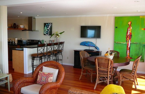 Mendocino Casa | MENDO VILLAGE LUXURY FRENTE AL MAR ATICO PERROS OK