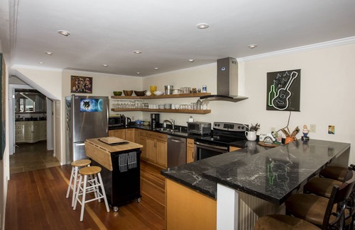 Mendocino Casa | MENDO VILLAGE LUXURY FRENTE AL MAR ATICO PERROS OK