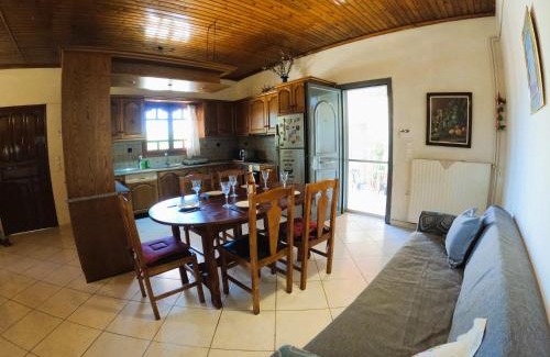 Loutraki Casa | Meraki House Kalamaki