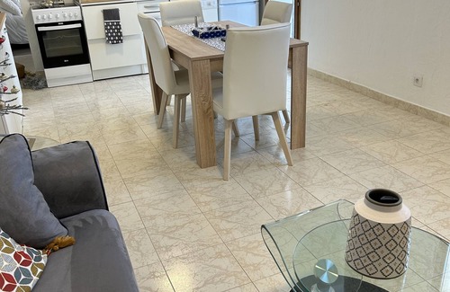 La Grand-Chile Casa | Mercantour retreat in a serene private 12.5 acres of land