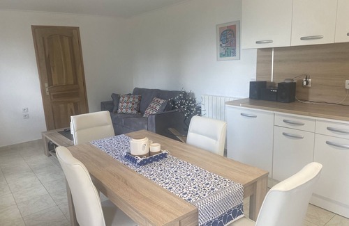 La Grand-Chile Casa | Mercantour retreat in a serene private 12.5 acres of land