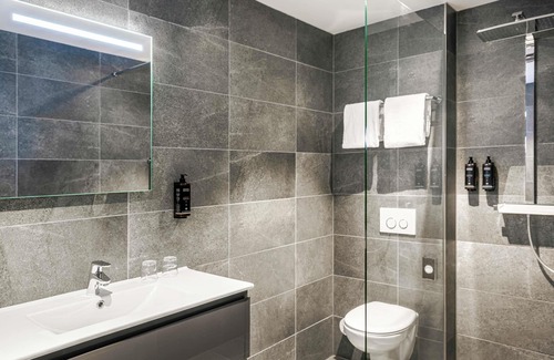 Bedrijventerrein Sloterdijk Hotel | Mercure Hotel Amsterdam Sloterdijk Station