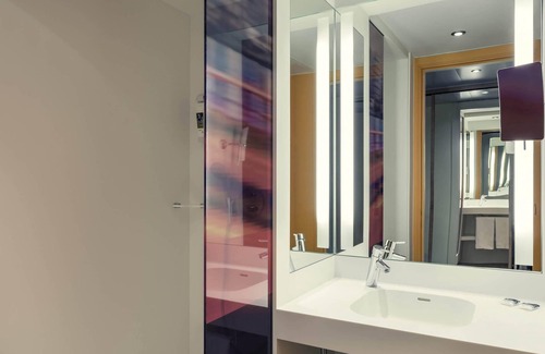 Republique–Point-du-Jour Hotel | Mercure Paris Boulogne