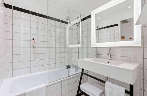 Paray-Vieille-Poste Hotel | Mercure Paris Orly Airport