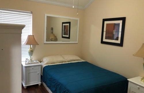Dickinson Casa | Meridian Bay