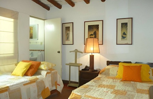 Punta Hermosa Cama Y Desayuno | Hostal Merlin Punta Hermosa