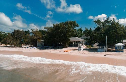 Negril Hotel | Merrils Deluxe at Veraclub