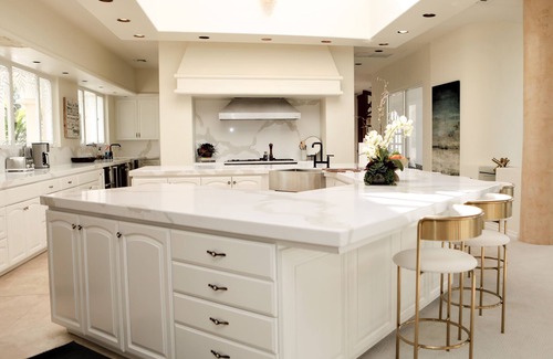 Cowan Heights Villa | Mesa Bella: 26k Sq. Ft. Private Celebrity Hilltop Resort