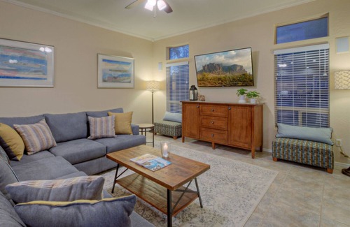 Las Sendas Casa | Exclusivo, 6 dormitorios, 3. 5 baños, 16 plazas, piscina / spa; Urbanización cerrada, Las Sendas Comm, GOLFERS 'Paradise