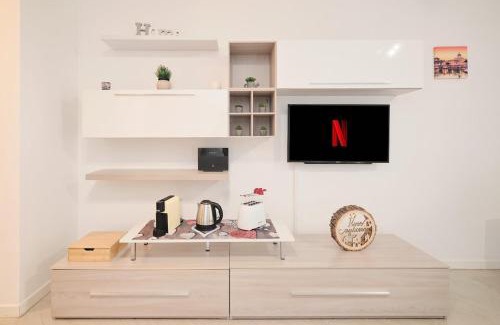 Zona IV Casal Boccone Apartamento | Metro Jonio - La Dolce Vita con Garage e Piscina