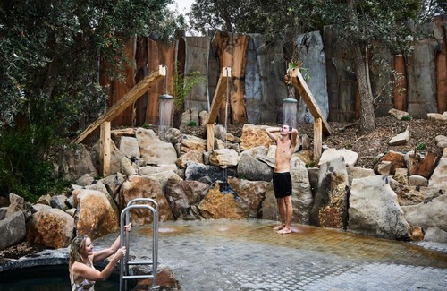 Metung Otro | Metung Hot Springs