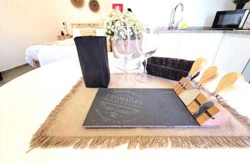 Praia da Vitoria Apartamento | MF Terceira - Superior Boutique Studio