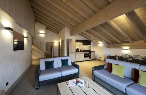 Le Grand-Bornand Apartamento | MGM Hotels & Residences - Residence Le Roc des Tours **** - 5 Room Duplex Apartment 10 People