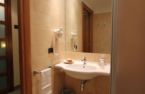 Piacenza Hotel | MH Hotel Piacenza Fiera