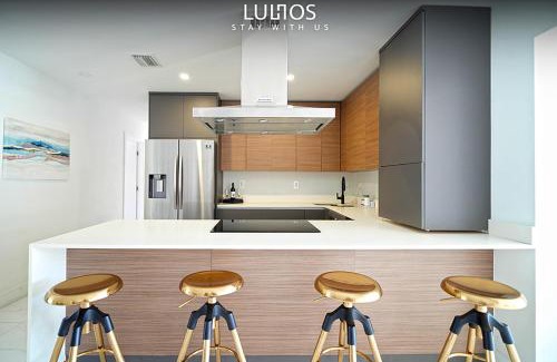 Ludlam Casa | Miami Bliss - Blue Lagoon Haven L18