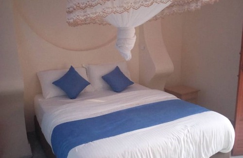 Matuu Cama Y Desayuno | Miami Garden Resort