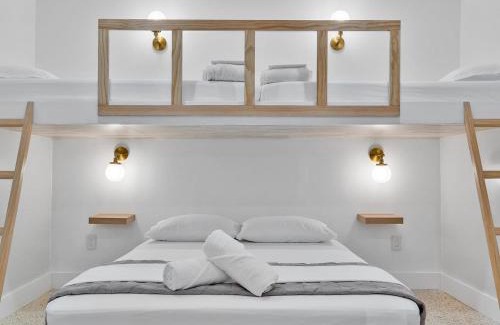 Little Haiti Apartamento | Miami Getaway Luxe Pool Garden & Courtyard