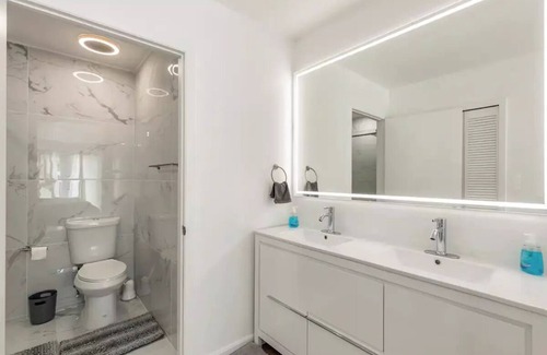 Tamiami Villa | Miami|Pool|Beach|Airport|Everglades|Kendall/ micosukees/dolphinmall