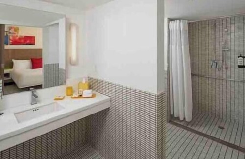 South Beach Complejo | Miami Royal Palm, South Beach, Hot Tub, Pool, Beach