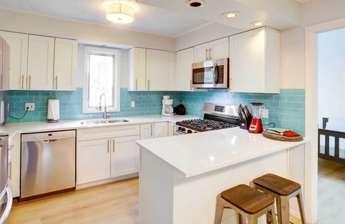 Michiana Casa | Michiana Home w/ Hot Tub & Lake Access!