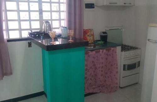 Novo Gama Casa | Micro-casa 2 Pedregal Novo Gama GO prox Valparaíso ideal p trabalho descanso e silêncio